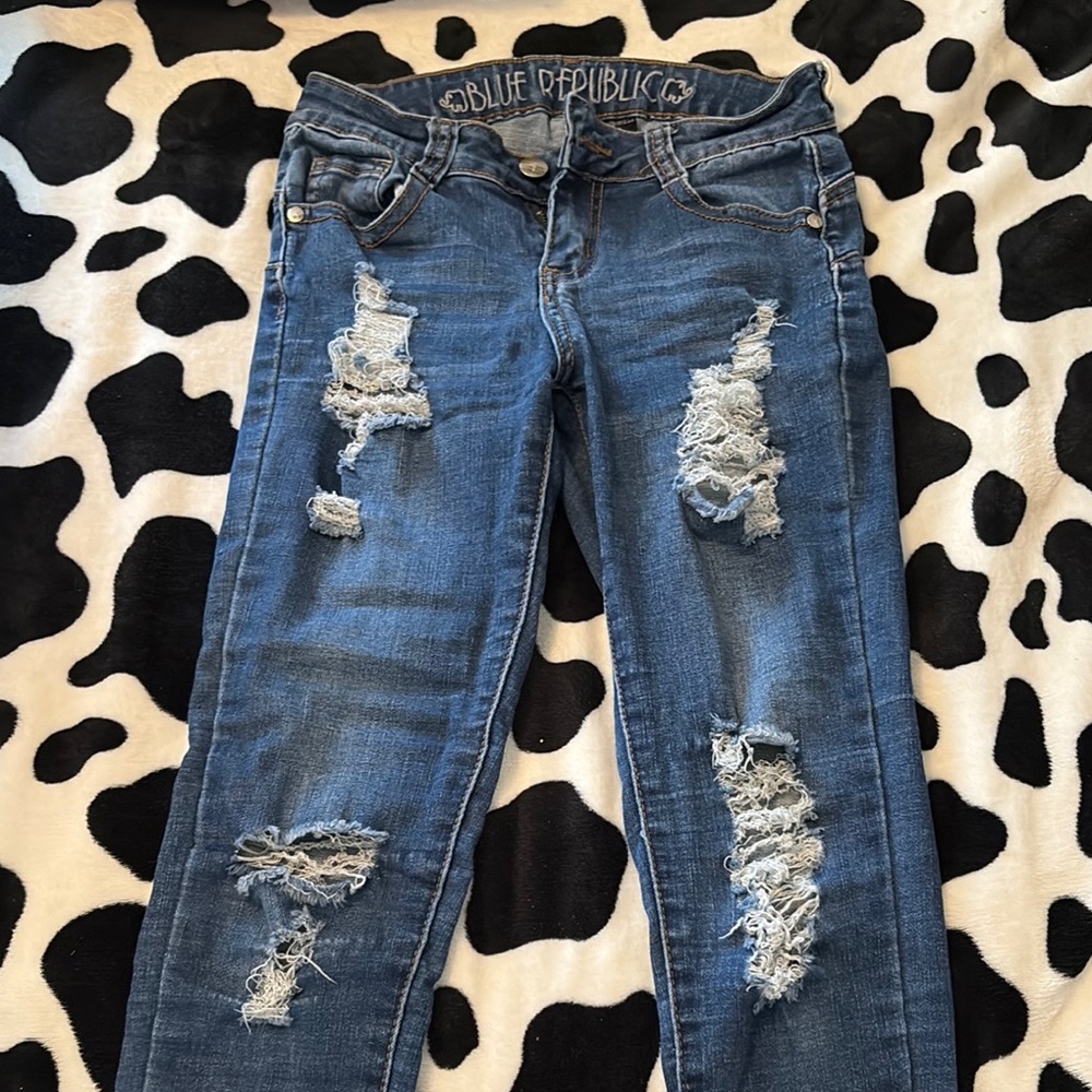 Women's Distressed Boyfriend Jeans - Blue